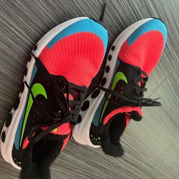 Nike Cruz One Bright Crimson - Picture 2 of 4